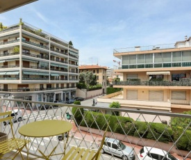 Modern flat with balcony near Cannes in Le Cannet - Welkeys