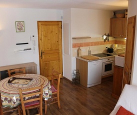 Appartement La Joue du Loup, 3 pièces, 6 personnes - FR-1-162-633