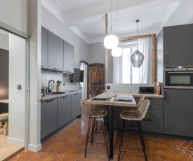 Charming 2 Bdr Old Town - AC
