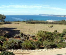 Appartement Six-Fours-les-Plages, 2 pièces, 4 personnes - FR-1-316-212