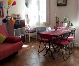 Cosy Studio climatisé Vieux Nice proche mer et toutes commodités