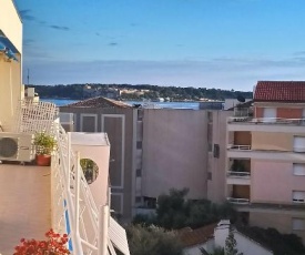 STUDIO ROYAL-BEACH