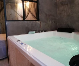 "The Love Room Bandol" Jacuzzi & Vue Mer